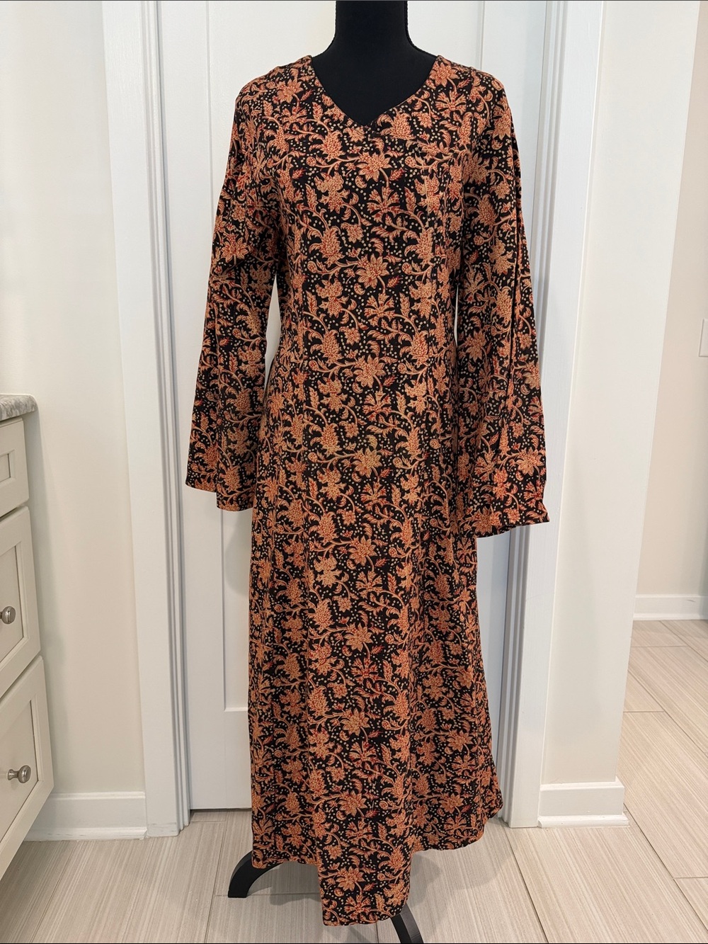 J. Peterman Dress